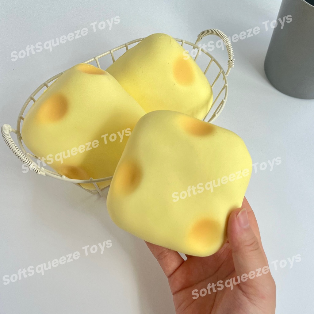 สกุชชี่ ​​Squishy ของเล่นเด้งช้ารูปชีสทรงสี่เหลี่ยม ของเล่นกดวัสดุ PU
