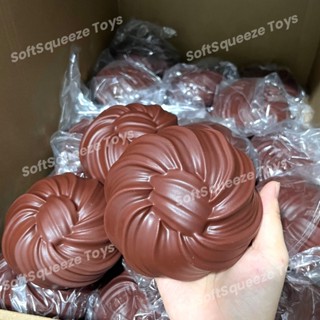 สกุชชี่ ​​ม้วนดอกไม้อ่อนสีน้ําตาลเด้งช้าของเล่น,ของเล่นกดวัส…