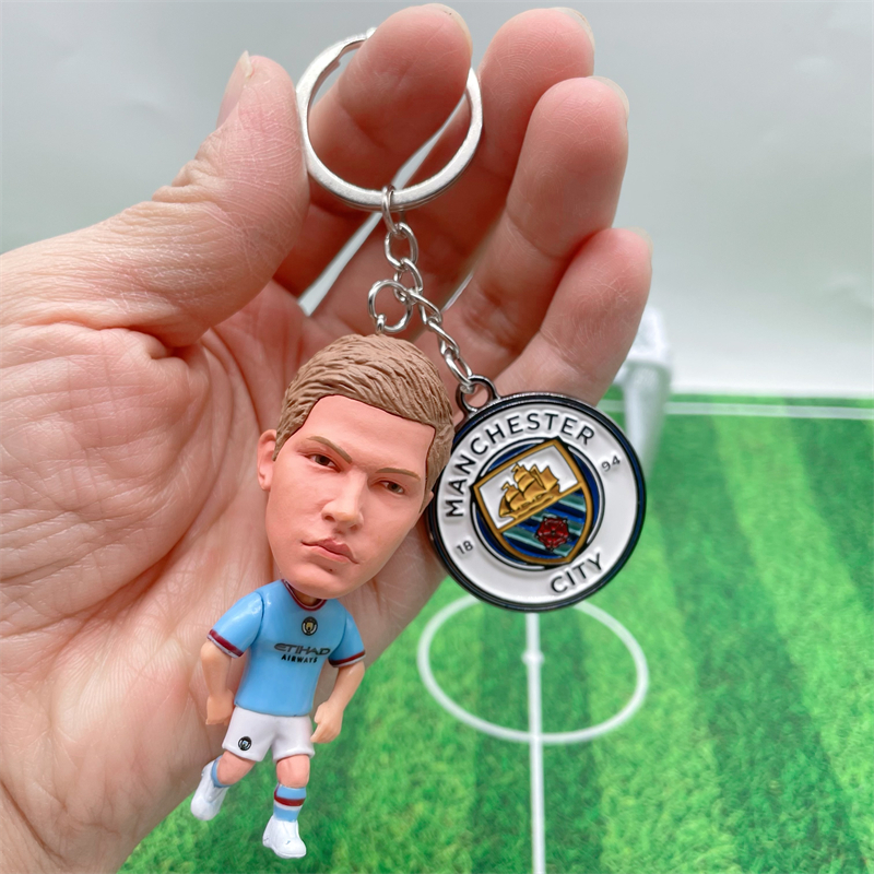 Soccerwe Team City Football Club Badge โลหะผสมโลหะและตุ๊กตาฟุตบอล Debruyne