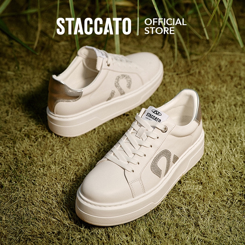 Staccato Women White Sneakers รองเท้าผ้าใบผู้หญิง พื้นหนา สีขาว S1026