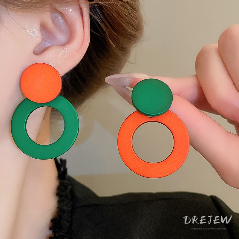 เดรช เข็มเงินที่เรียบง่ายสีคมชัดรอบเรซิ่นต่างหูสตั๊ดที่ทันสมัยและสดต่างหูบีบอัด