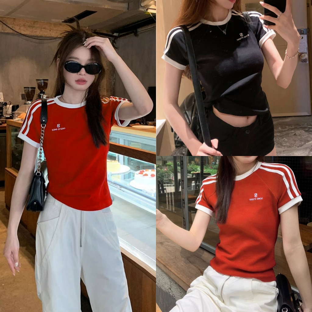 Luna Shop เสื้อยืดแขนสั้น 3 แถบ เสื้อสั้นเข้ารูปสไตล์สปอร์ตสาวหวานสุดฮอต