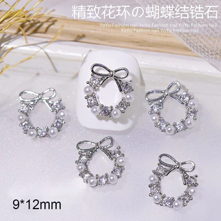Rou Bao 5 ชิ้นเล็บดอกไม้คริสต์มาส Garland Bow Rhinestone Alloy Gold Silver 3D เล็บตกแต่งศิลปะ