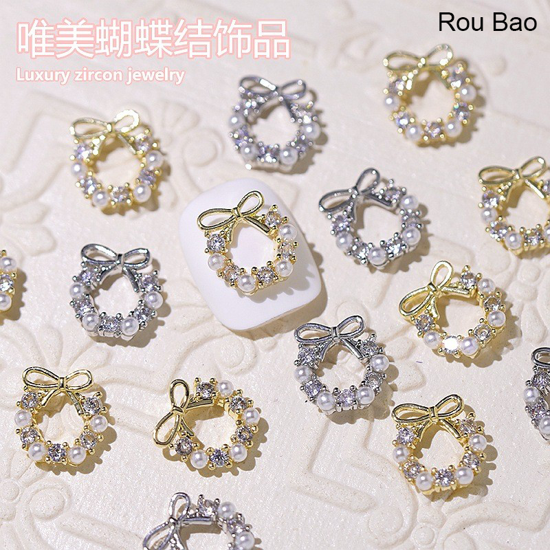 Rou Bao 5 ชิ้นเล็บดอกไม้คริสต์มาส Garland Bow Rhinestone Alloy Gold Silver 3D เล็บตกแต่งศิลปะ