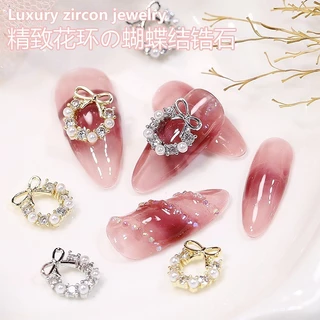 Rou Bao 5 ชิ้นเล็บดอกไม้คริสต์มาส Garland Bow Rhinestone Alloy Gold Silver 3D เล็บตกแต่งศิลปะ