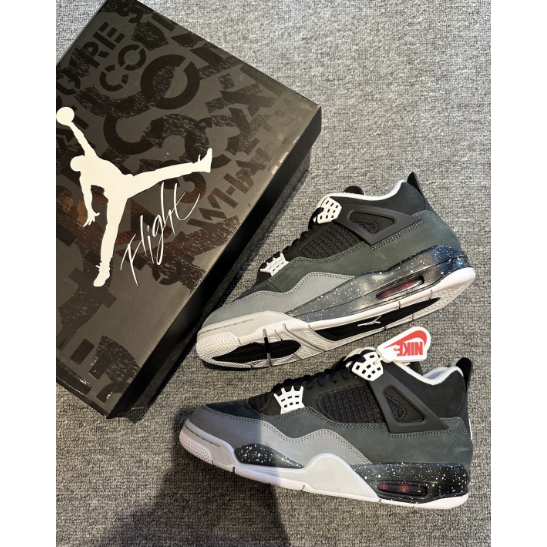 Air Jordan 4 Casual Mid-Top Fashion Flash Basketball Shoes Mens Black White