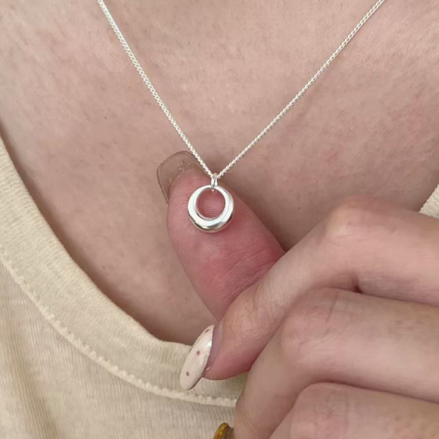 แหวนเงินแท้สร้อยคออ่อนโยนหญิง ins925 Hypoallergenic Simple Fresh All-Match Clavicle Chain