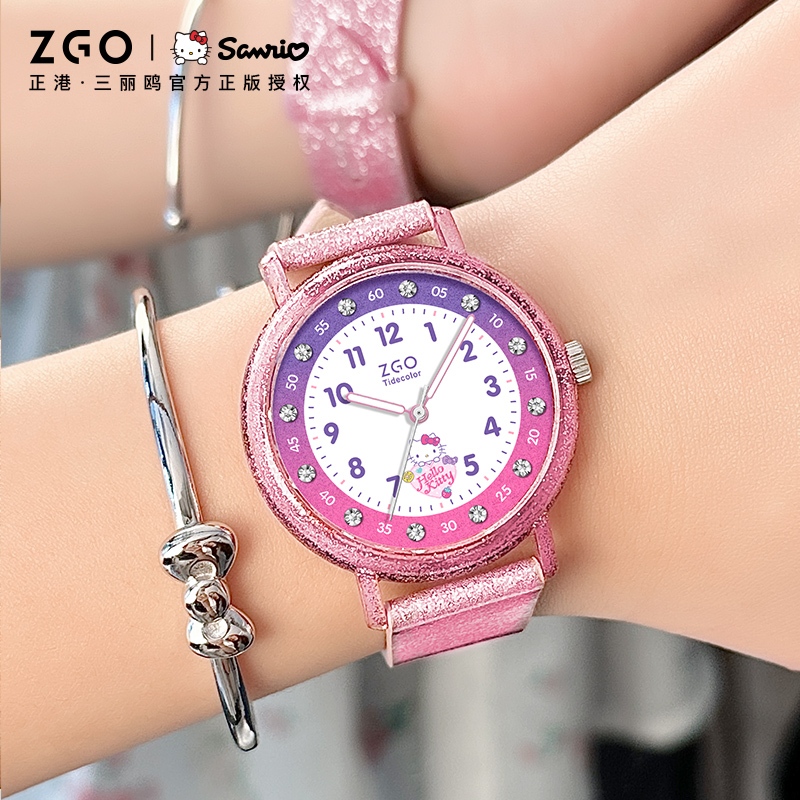 Zgo x Sanrio HelloKitty นาฬิกาสําหรับเด็กผู้หญิงแฟลชสีชมพู Blink กันน้ํานาฬิกานักเรียนเรืองแสง 2182