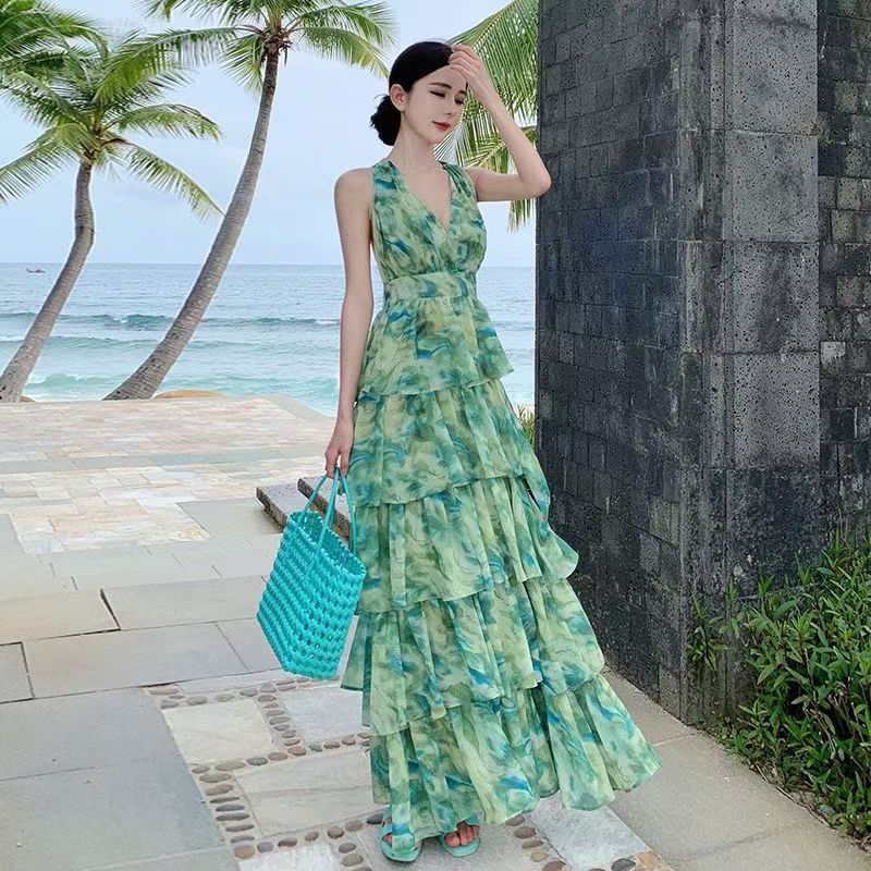 ฤดูร้อนใหม่เอวปิดกระโปรงเค้กคอแขวนหลังวันหยุดชายหาดกระโปรงใบบัวพิมพ์ชุดกระโปรงยาวสำหรับผู้หญิง