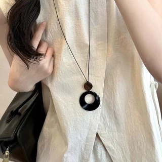 ใหม่จีนผิดปกติกลวงรอบจี้เรซิ่นสร้อยคอแฟชั่นยาวเสื้อกันหนาวโซ่สร้อยคอ
