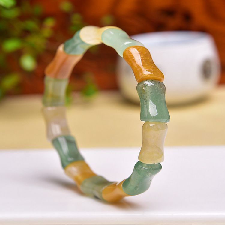 สร้อยข้อมือหยกธรรมชาติสายสร้อยหลากสีไม้ไผ่สีเขียวหยกแฟชั่นสำหรับผู้ชายและผู้หญิง