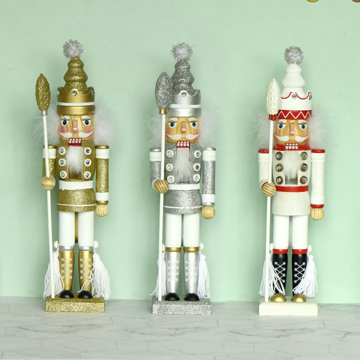 42 ซม.Nutcracker Puppet Christmas Decor เครื่องประดับสําหรับเดสก์ท็อปตกแต่งไม้วอลนัททหารตุ๊กตา Nutcracker Miniatures Golden/สีขาว/เศษไม้