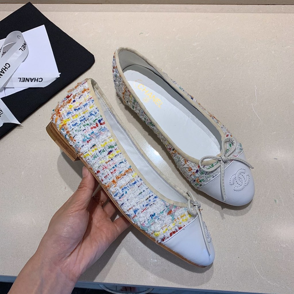 รองเท้าลําลอง ส่วนบน ; หนังแกะผสมนําเข้าด้านใน 35-40 (34.41.42 ปรับแต่งไม่สามารถคืนได้