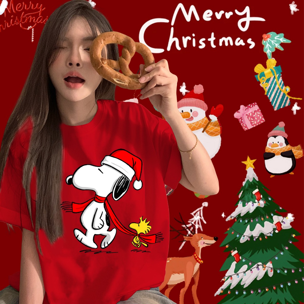 Snoopy เสื้อคริสมาสต์ แขนสั้นที่ทำจากผ้าฝ้ายแท้จะไม่หดตัวหรือยับ Merry Christmas&Happy New Year unisex'Shirt#H018