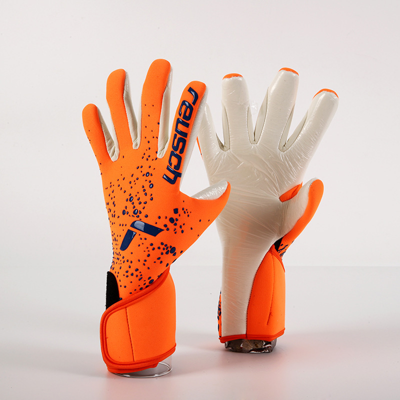 ถุงมือประตู ผู้ใหญ่ น้ํายาง ถุงมือบอล ยาง goalkeeper gloves