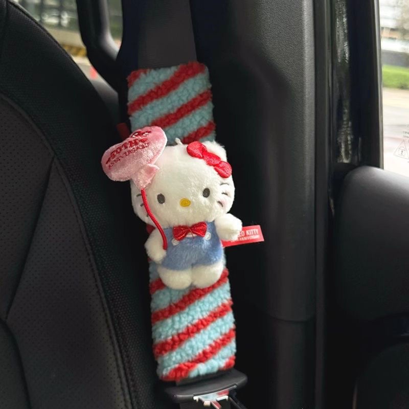 Hello Kitty ปลอกหุ้มเข็มขัดนิรภัยรถยนต์ แบบนิ่ม ลายการ์ตูน สไตล์เจ้าหญิง สําหรับตกแต่งภายในรถยนต์ นุ่ม และสบาย