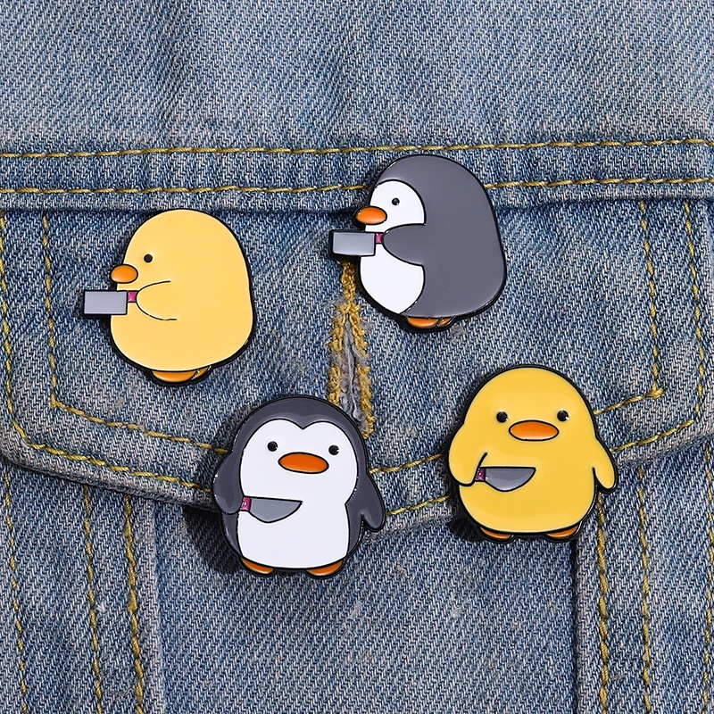 ตลกสัตว์มีดเคลือบ Pin Penguin เป็ดสัตว์ Killers เข็มกลัดป้าย Lapel เครื่องประดับอุปกรณ์เสริม