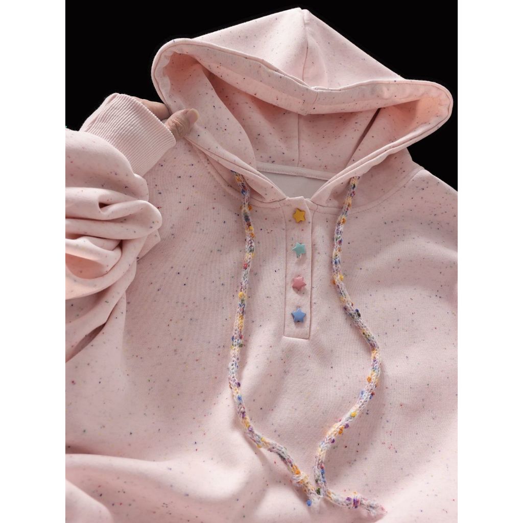 【BANKO】เสื้อสเวตเตอร์แขนยาวมีฮู้ดจุดสีชมพูหลวมของผู้หญิงสไตล์เกาหลีจุดสีสันสดใส