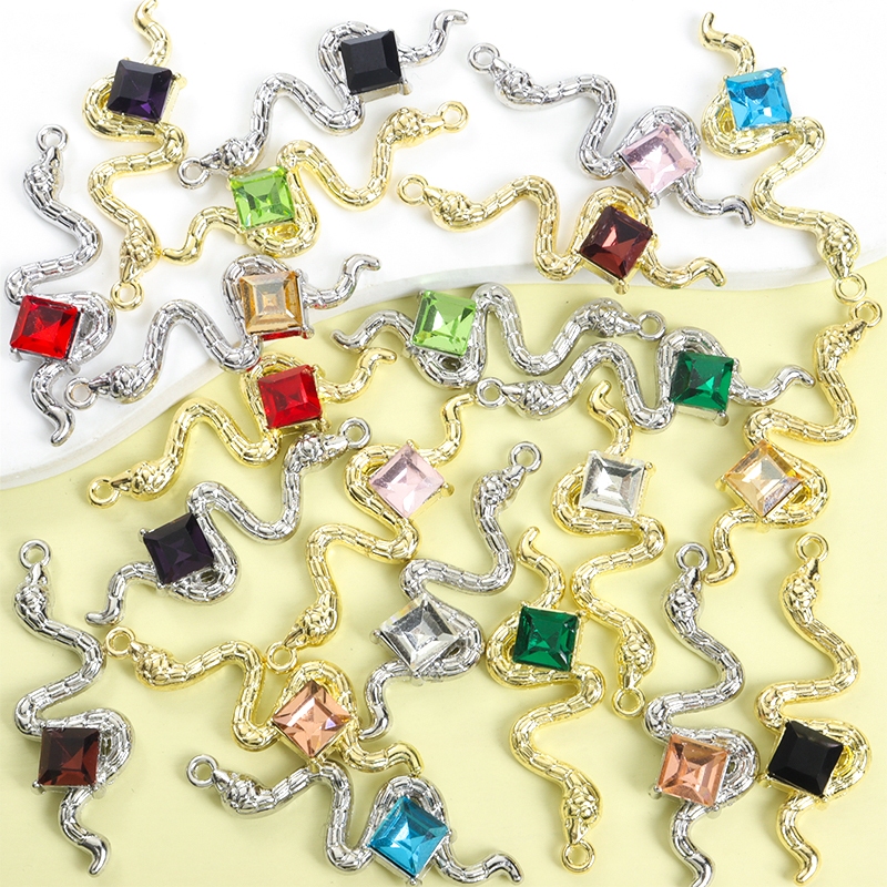 10ชิ้นสร้างสรรค์งู-รูปร่างเคลือบเงาโลหะเสน่ห์ที่มีที่มีสีสันสแควร์คริสตัล พลอยเทียม,ฮิปฮอปพังก์สไตล์สร้อยคอต่างหูพวงกุญแจและอื่นๆเก๋งานฝีมือ ทําเอง โลหะผสมจี้