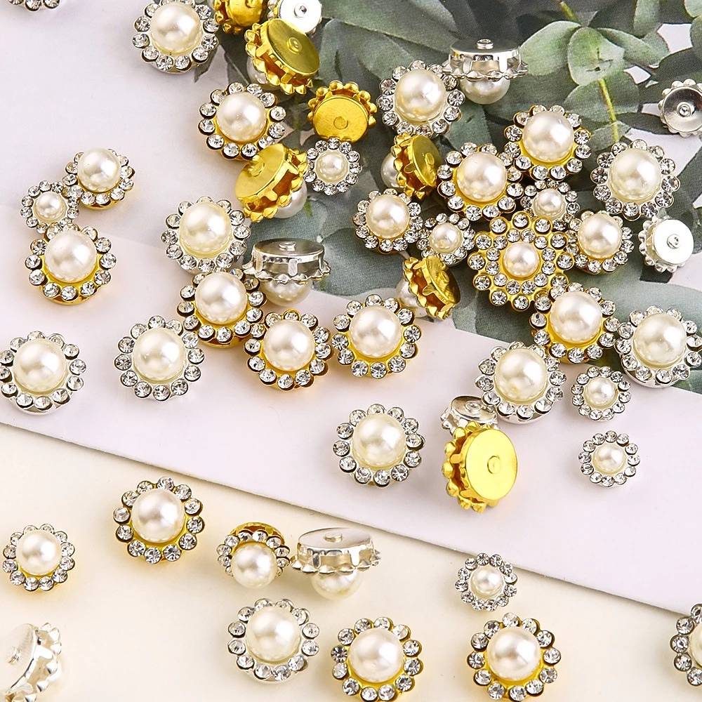 100 ชิ้น Rhinestones พร้อม Claw สําหรับเย็บปักถักร้อย Flatback Pearl ปุ่มลูกปัดเย็บบนเสื้อผ้าอุปกรณ์เสริมสําหรับ DIY