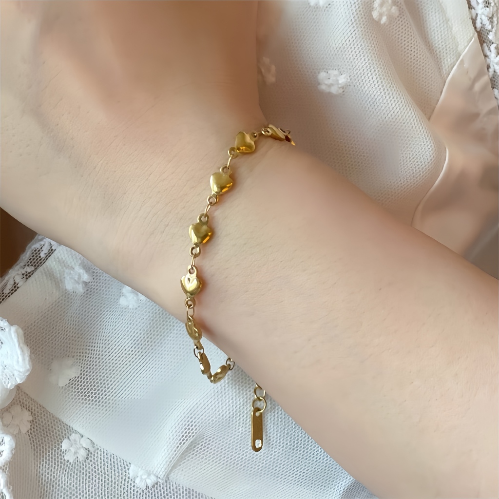 Love สร้อยข้อมือญี่ปุ่นน่ารักสไตล์ Mori Niche High-End Feeling Peach Heart หรูหราไทเทเนียมเหล็กElectroplating K Gold Non-Fade เครื่องประดับมือ