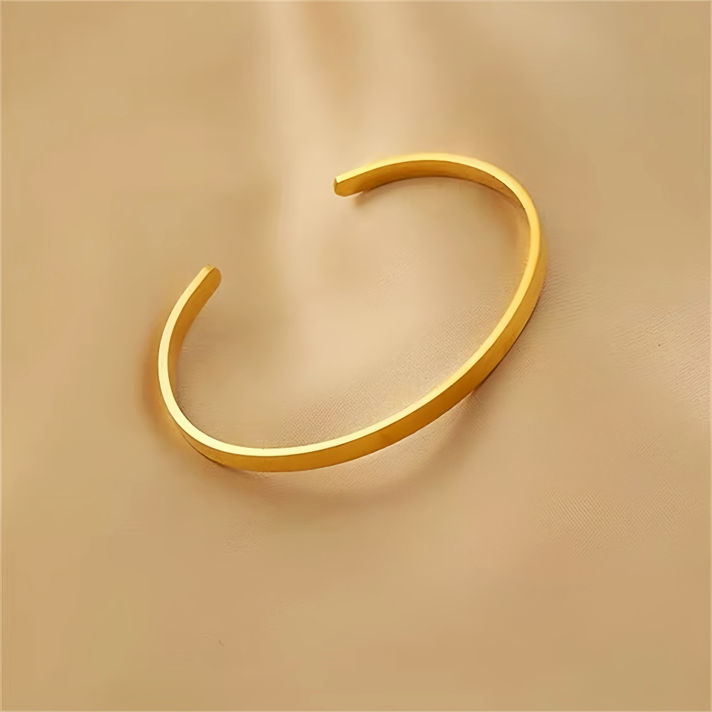 ยุโรปอเมริกันเปิดสร้อยข้อมือเหล็กไทเทเนียม Electroplating K Gold C-Shaped สร้อยข้อมือสแตนเลสไม่ซีดจาง 4 มม.สร้อยข้อมือแฟชั่น