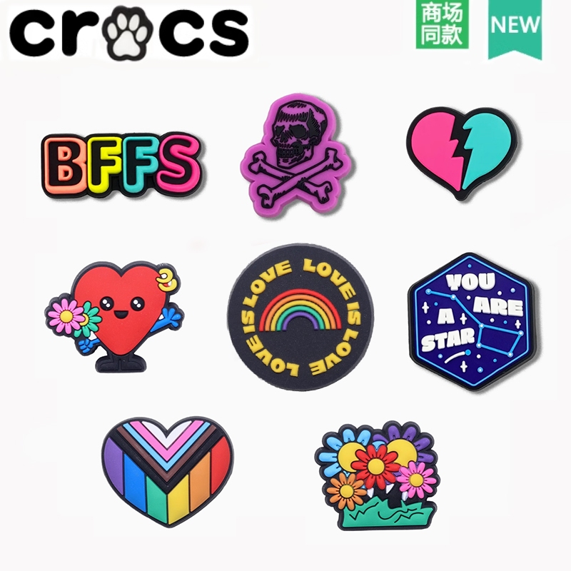 Crocs สไตล์ใหม่รองเท้าอุปกรณ์เสริมรองเท้าดอกไม้ Carlo Chi รองเท้าตกแต่งการ์ตูนที่มีสีสัน Little Daisy Zhibixing
