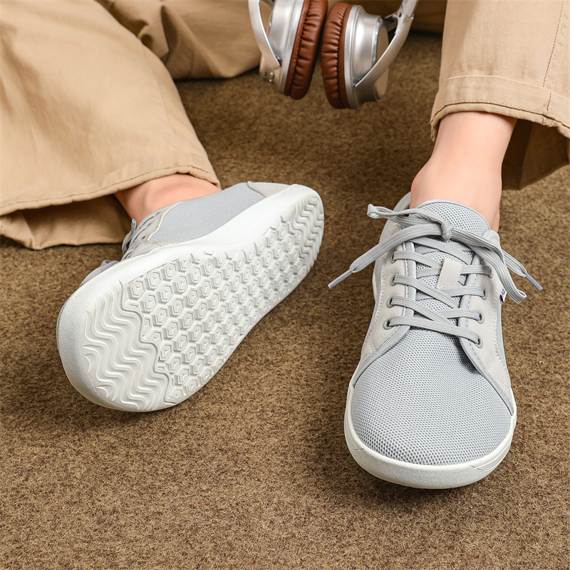ข้อเสนอพิเศษAyugugu Plus size 37-48 รองเท้าหัวโต Men casual Barefoot Shoes สีขาว Comfort Walking Flats