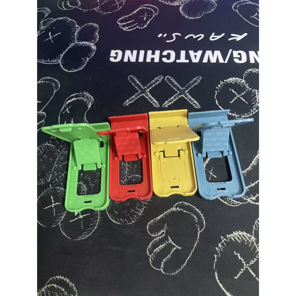 [จัดส่งแบบสุ่ม] ขาตั้งโทรศัพท์มือถือขาตั้งเดสก์ท็อปแบบพับได้