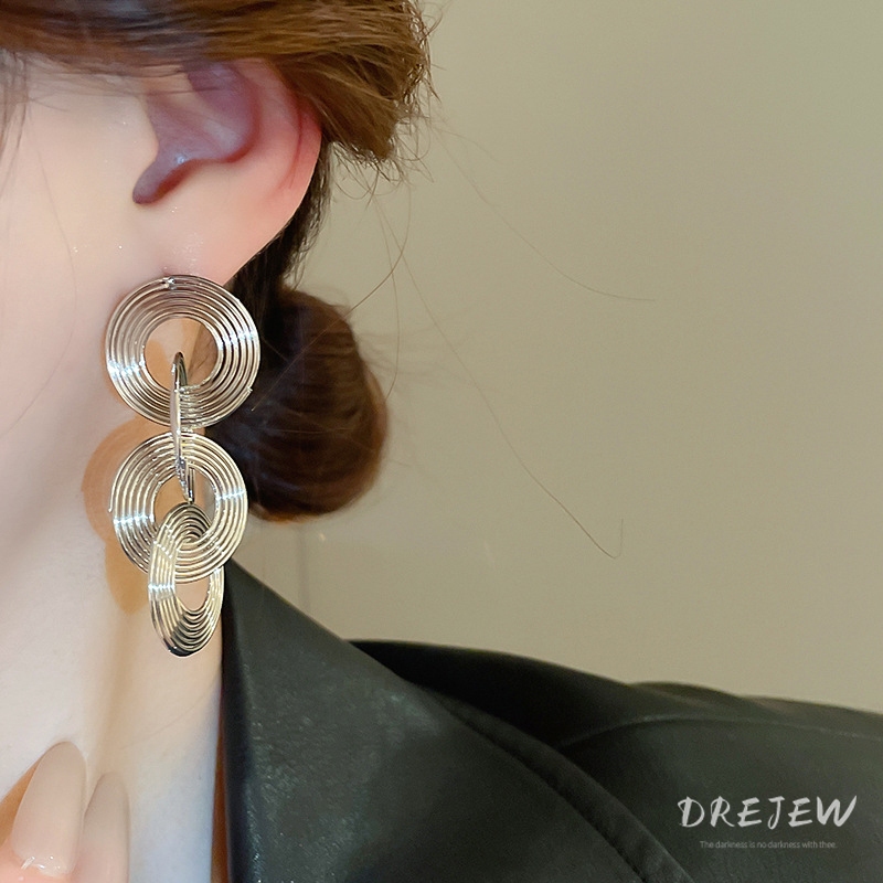 เดรช เข็มเงินโอ้อวดประสานพู่ต่างหูต่างหูสไตล์เย็นยุโรปและอเมริกา - รูปที่ 6