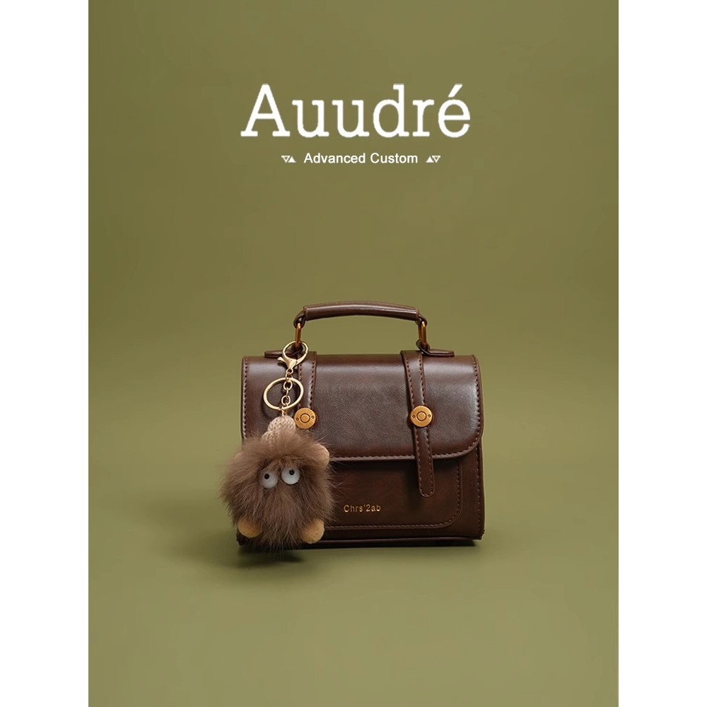 Auure กระเป๋าถือกระเป๋าผู้หญิง 2025 สไตล์ใหม่ฤดูใบไม้ผลิฤดูร้อนกระเป๋าสะพายไหล่กระเป๋าสี่เหลี่ยมเล็ก