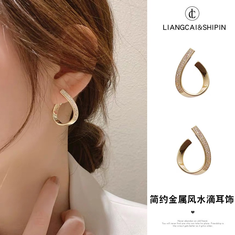 เกาหลีใต้ Dongdaemun S925 เข็มเงิน micro-inset zircon hollow water drop อารมณ์ 100 ต่างหูสตั๊ดต่างหูชนกลุ่มน้อยหญิง