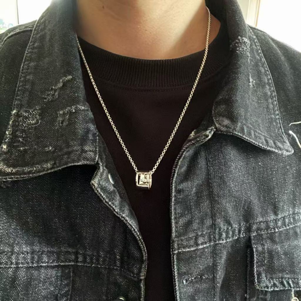 GUCCI กุชชี่ แฟชั่นสร้อยคอคู่โพรงเรียบ