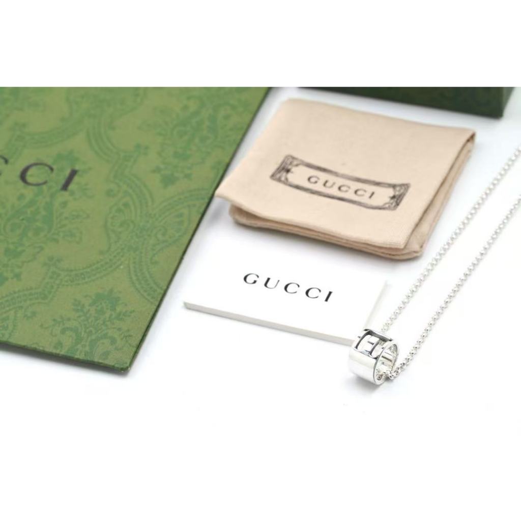 GUCCI กุชชี่ แฟชั่นสร้อยคอคู่โพรงเรียบ