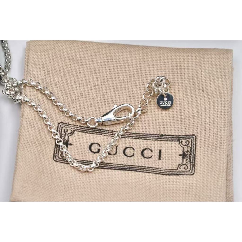 GUCCI กุชชี่ แฟชั่นสร้อยคอคู่โพรงเรียบ
