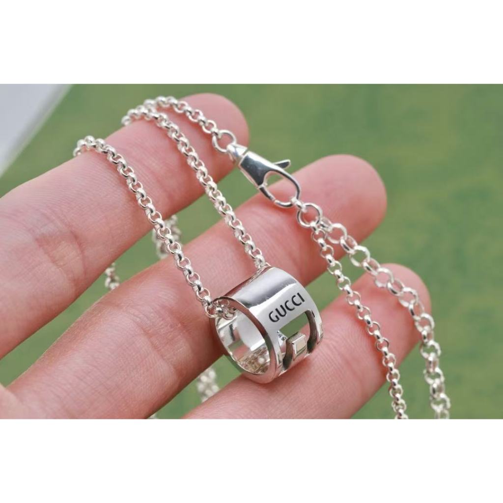 GUCCI กุชชี่ แฟชั่นสร้อยคอคู่โพรงเรียบ