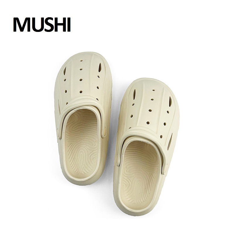 Mushi COD ผู้ชายผู้หญิงคู่กลางแจ้งในร่มรองเท้าหลุมกันลื่นแฟชั่นที่เรียบง่าย