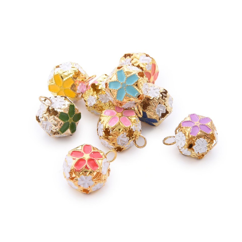 เสน่ห์จี้คัตเอาท์ 10 ชิ้น สําหรับทําสร้อยคอ DIY สร้อยข้อมือ และอุปกรณ์เสริมโลหะผสม