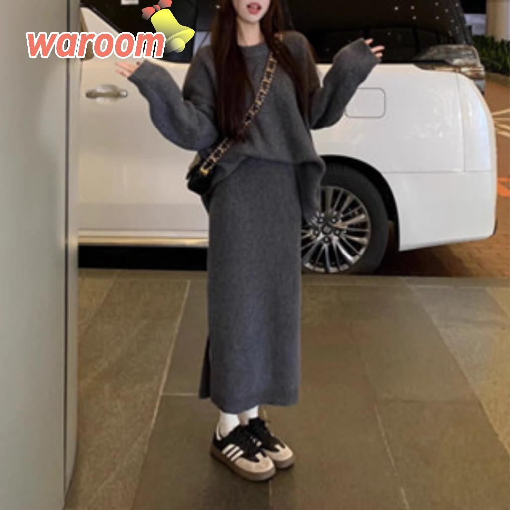 12.12 Waroom เสื้อสเวตเตอร์สวมหัวคอกลมด้านหลังอารมณ์ระดับไฮเอนด์ + กระโปรงผ่าข้างชายตัวเล็กสวมทั้งชุด