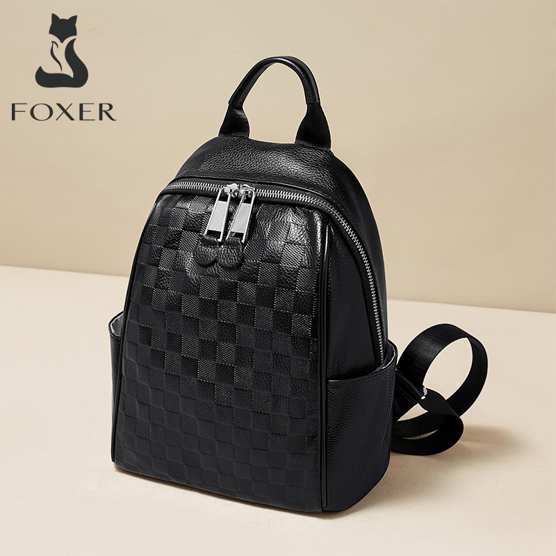 FOXER กระเป๋าเป้สะพายหลังผู้หญิง แบรนด์หนังวัวคุณภาพสูง หนังกันน้ำ สไตล์โมเดิร์น สีดำ/สีขาว