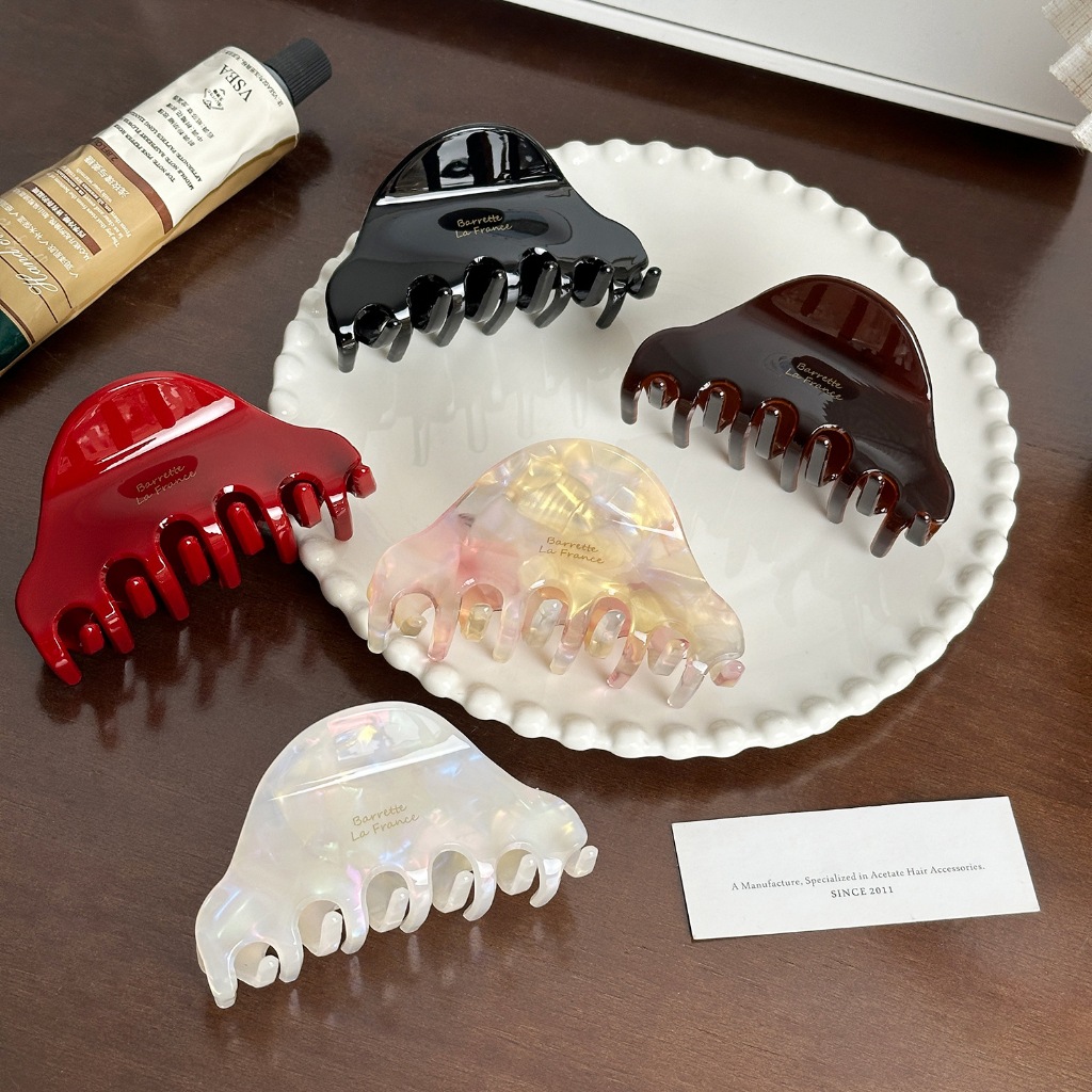 กิ๊บหนีบผมแบบเรียบหรูสำหรับการมัดผมยาว ขนาด 8.7cm. วัสดุอะซิเตท มีหลายสีให้เลือก