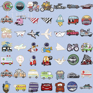 70รูปแบบเข็มกลัดเครื่องบิน การ์ตูนรถสปอร์ตเคลือบขาวิทยาศาสตร…