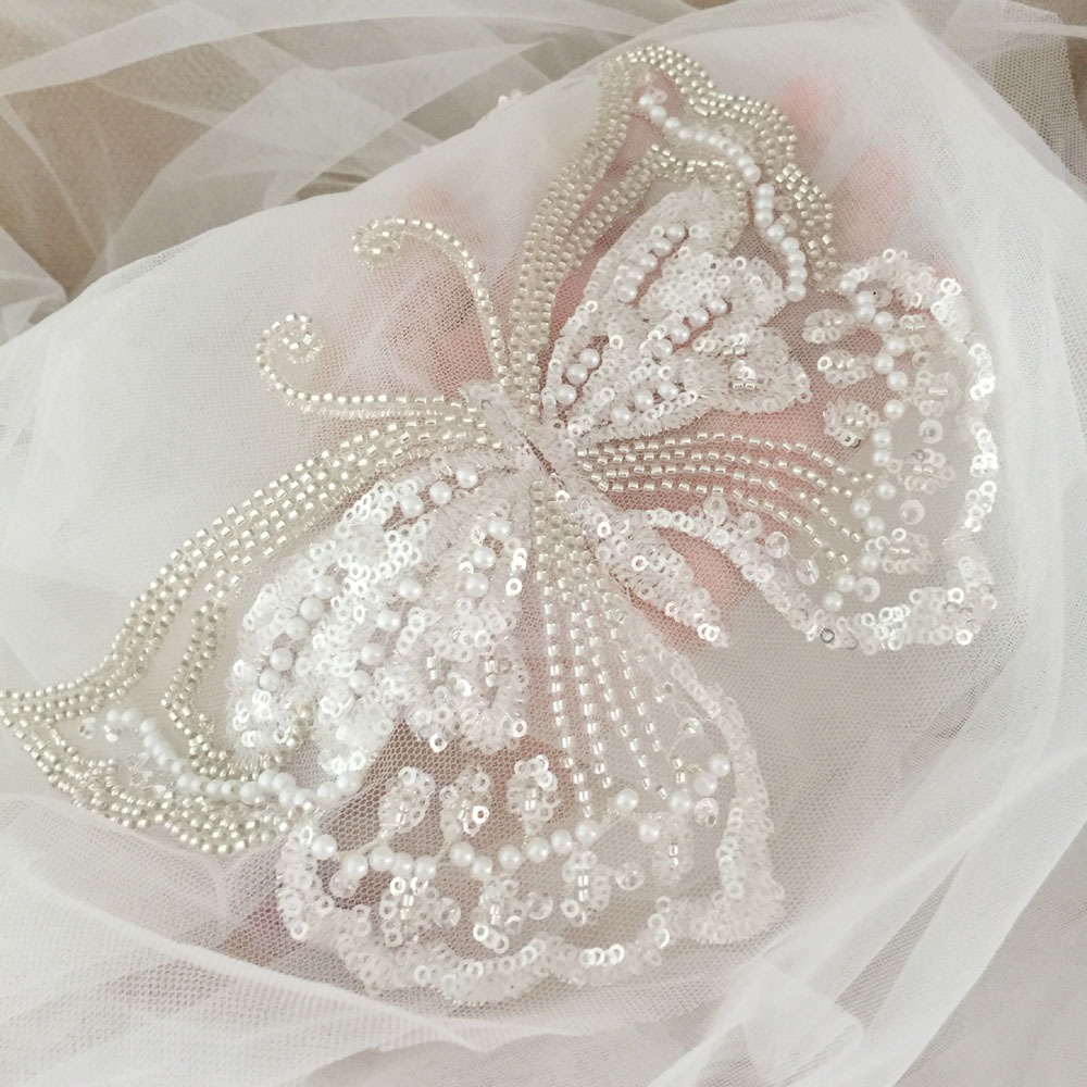 ใหม่ทําด้วยมือ DIY ปักลูกไม้ผีเสื้อ Patch ลูกปัดเลื่อม Applique สําหรับชุดแต่งงานเสื้อผ้าเด็ก