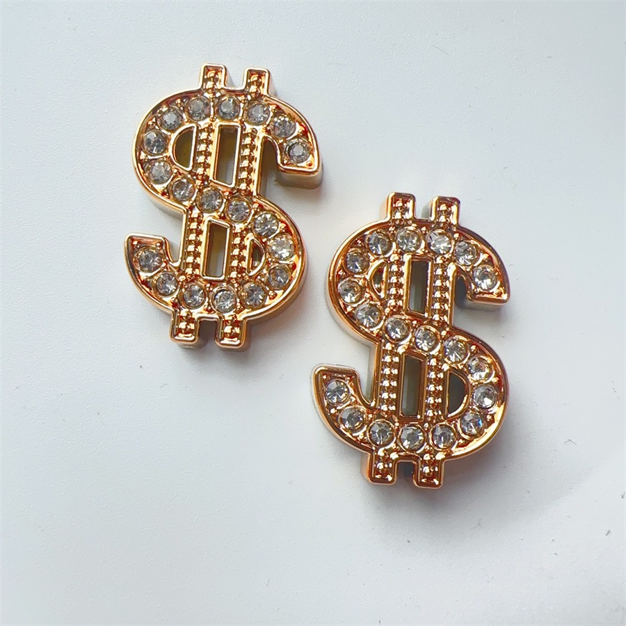 Usoq Jibbitz Crocs การ์ตูนหมีทองดอกไม้ถ้ํารองเท้าหัวเข็มขัด DIY อุปกรณ์เสริม Crocs Charm Jibbitz ปุ่ม