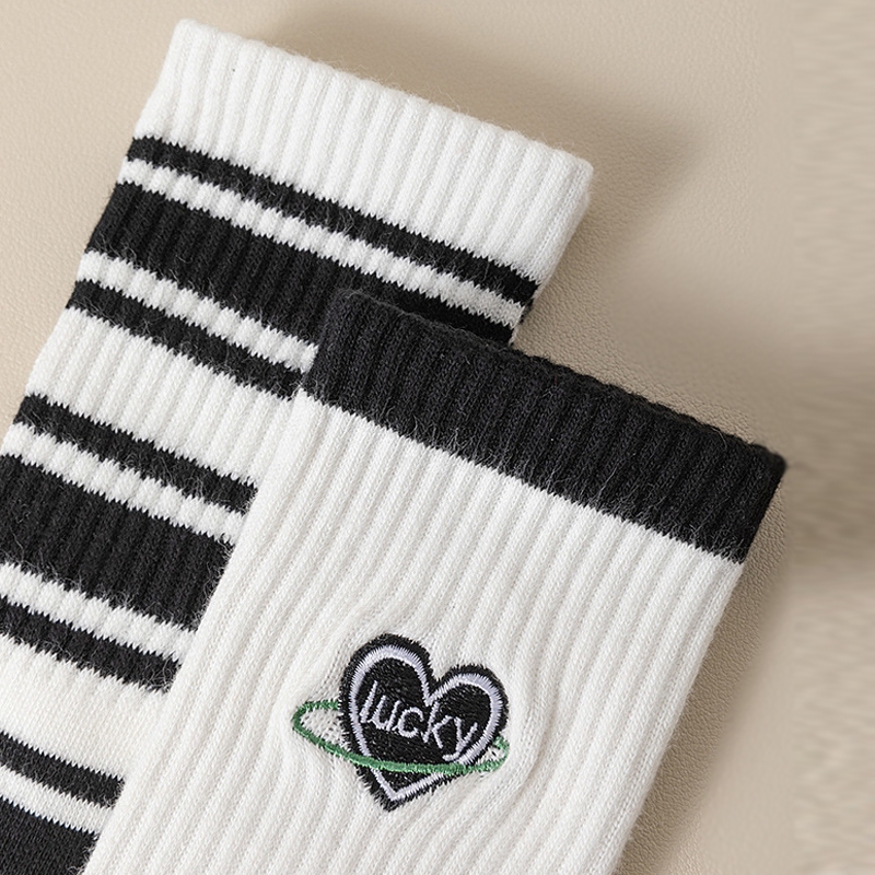 ลาย Black & White Series ถุงเท้าโยคะพิลาทิสสตรีผ้าฝ้ายกันลื่นกีฬาในร่มแอโรบิกออกกําลังกายถุงเท้าชั้นออกกําลังกาย - รูปที่ 5