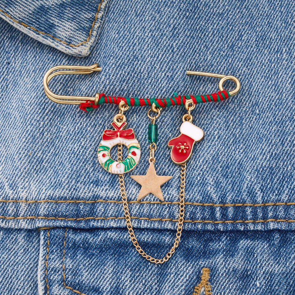 Merry Christmas Chrismas เข็มกลัด Pins Star Garland ถุงมือ Elk เข็มกลัด Xmas Breastpins ผู้หญิงเสื้อกันหนาว Badge เสื้อผ้ากระเป๋าของขวัญวันหยุดฉลอง Party Festival