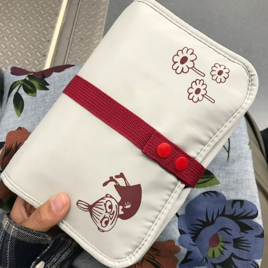 ❤️ล้างกระเป๋า❤️ญี่ปุ่น มูมิน ยาเมอิ น่ารักการ์ตูนเครื่องสําอางพับแขวนแบบพกพาขนาดใหญ่-ความจุแป้งกระเป๋าเดินทางในครัวเรือนกระเป๋าเครื่องสําอางถุงเก