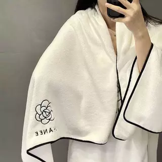 ผ้าขนหนูอาบน้ํา ดอกเคมีเลีย ผู้หญิงสไตล์ใหม่สามารถสวมใส่ที่บ้านสวมใส่ชุดสามชิ้นหมวกผมแห้งน่ารักเสื่อผ้าขนหนูอาบน้ํากระโปรงอาบน้ําผ้าขนหนูหมวกสามช ชุด 3 ชิ้น เสื้อคลุมอาบน้ำ ผ้าเช็ดตัว Women Girl Towel Cute
