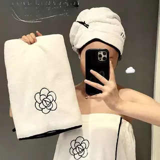 ผ้าขนหนูอาบน้ํา ดอกเคมีเลีย ผู้หญิงสไตล์ใหม่สามารถสวมใส่ที่บ้านสวมใส่ชุดสามชิ้นหมวกผมแห้งน่ารักเสื่อผ้าขนหนูอาบน้ํากระโปรงอาบน้ําผ้าขนหนูหมวกสามช ชุด 3 ชิ้น เสื้อคลุมอาบน้ำ ผ้าเช็ดตัว Women Girl Towel Cute