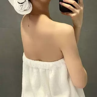 ผ้าขนหนูอาบน้ํา ดอกเคมีเลีย ผู้หญิงสไตล์ใหม่สามารถสวมใส่ที่บ้านสวมใส่ชุดสามชิ้นหมวกผมแห้งน่ารักเสื่อผ้าขนหนูอาบน้ํากระโปรงอาบน้ําผ้าขนหนูหมวกสามช ชุด 3 ชิ้น เสื้อคลุมอาบน้ำ ผ้าเช็ดตัว Women Girl Towel Cute